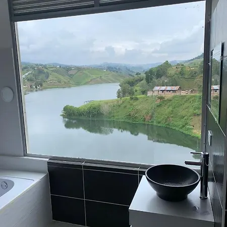 Hermoso Apartmento Con La Mejor Vista El Penol Guatape Exterior photo